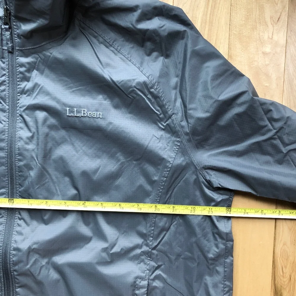 LL Bean Men's‎ Rain Jacket NWOT